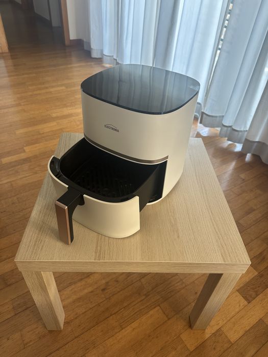 AirFryer Electronia como nova