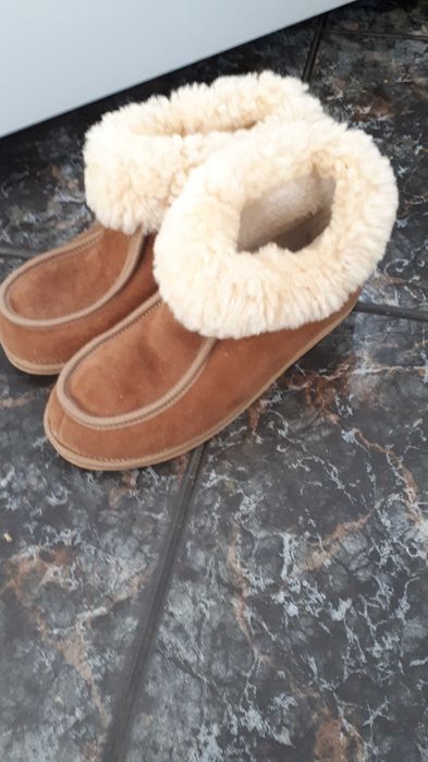 botki ,ciepłe bambosze z futerkiem rozm 40