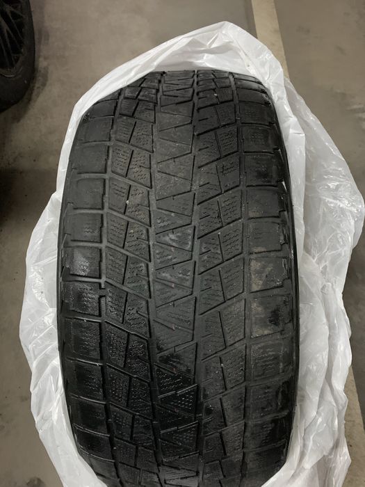 Продам шини зима 275/45 R20