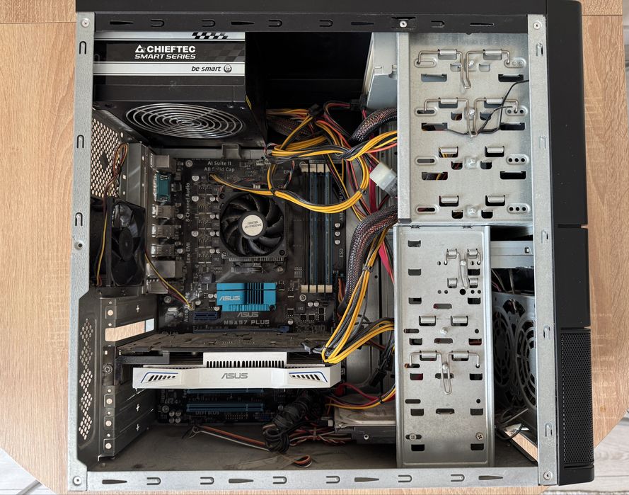 Компʼютер  NVIDIA GeForce GTX 950, AMD FX(tm) -4300 Quad-Core 3.80 GHz