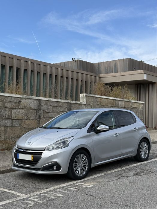 Peugeot 208 | Poucos Kms - 2018