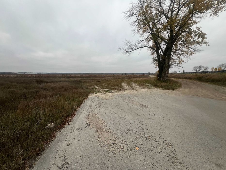 Продаж земельної ділянки 74 сотки по трасі Київ-Харків