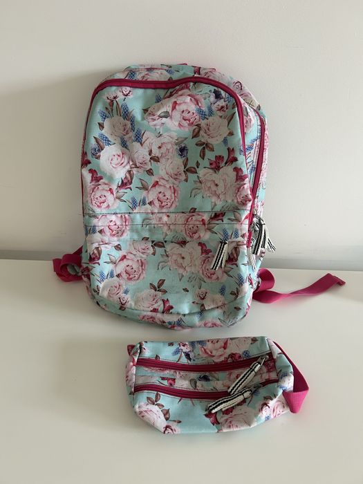 Mochila + estojo