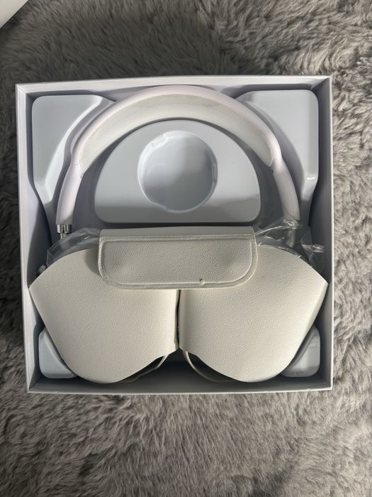 Airpods max srebne