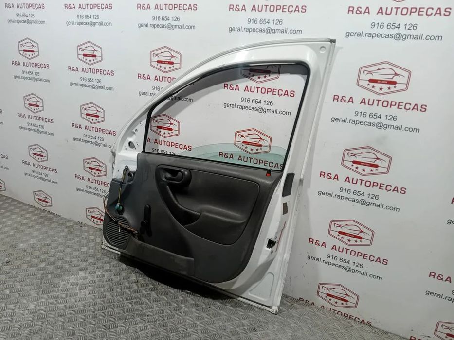 Porta Frente Frontal Direito Opel Combo C Original