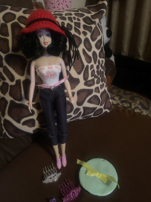 Барбі-лялька