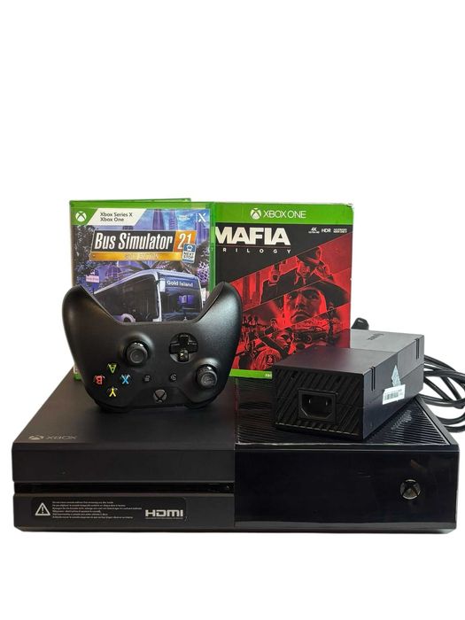Konsola Xbox One model 1540 1TB + gry + pad
