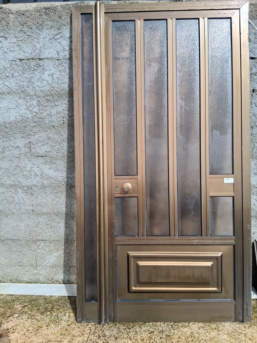 Porta de aluminio