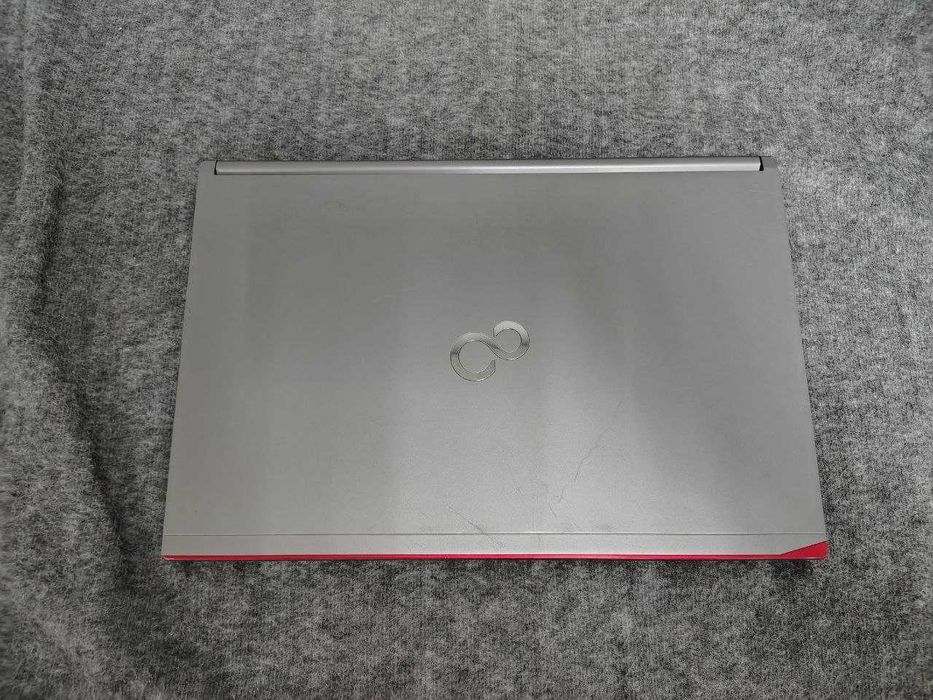 Fujitsu LifeBook E756