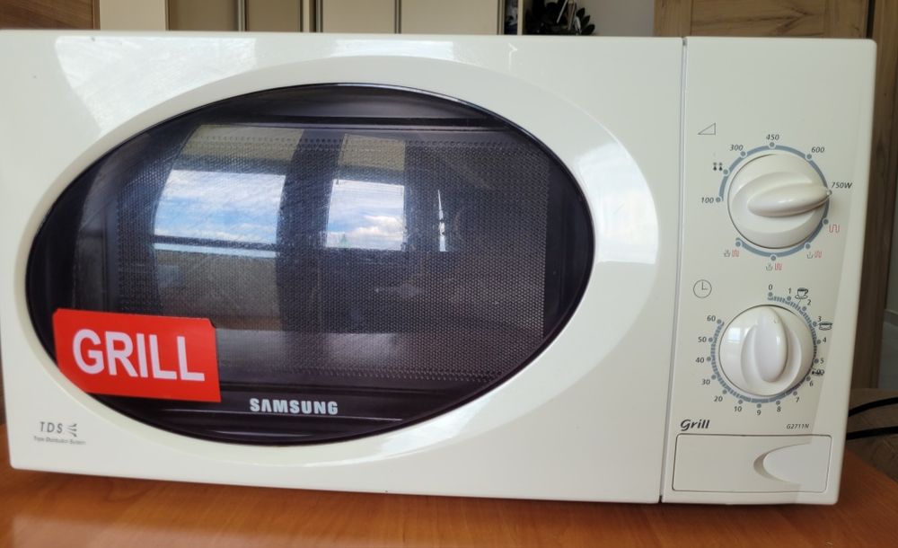 Mikrofalówka samsung sprawna zadbana czysta