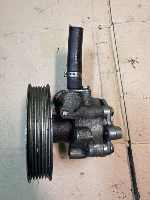 Насос гідропідсилювача 8E0 145 153 ES Audi A4 B6 A4 B7 1.6 1.8 2.0 b