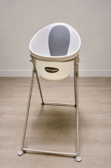 Banheira Shnuggle com suporte