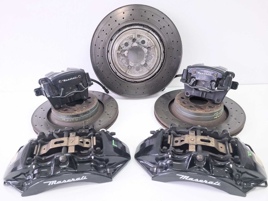 Maserati Levante Ghibli Quattroporte - zacisk hamulcowy tylny tył