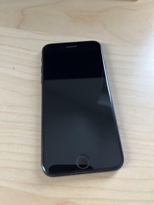 Iphone SE2 z 2022 roku Apple Dobrzeń Wielki • OLX.pl