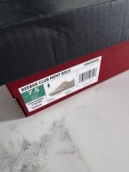 Оригінальні жіночі кросівки Reebok Club MEMT Bold (Wmns).