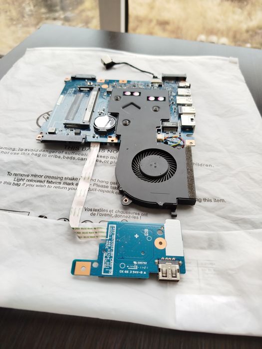 Материнка плата  Acer Aspire ES1-512,з Проц. чотирядер Сeleron N2940