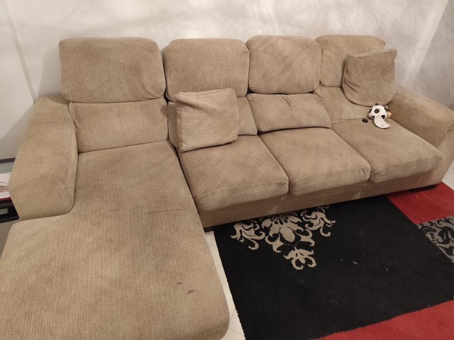 Sofá chaise longe beje