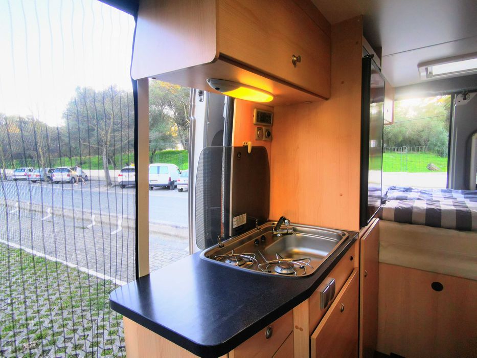 Autocaravana furgão Campervan, da marca Weinsberg/Peugeot Boxer, excel