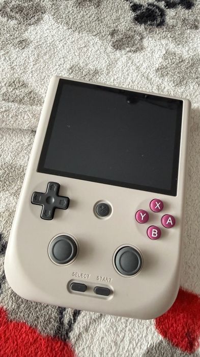 Retro konsola Anbernic RG 405v