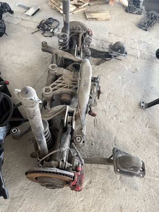 SEAT Leon ST 2.0 TSI 300 Cupra 4Drive DSG 2018 sanki tylne kompletne