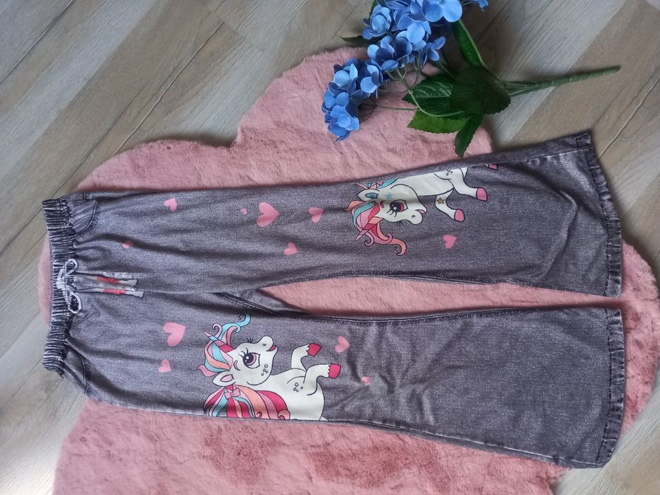 Legginsy getry spodnie dzwony szerokie jednorożce konie 9-10 lat 134-1