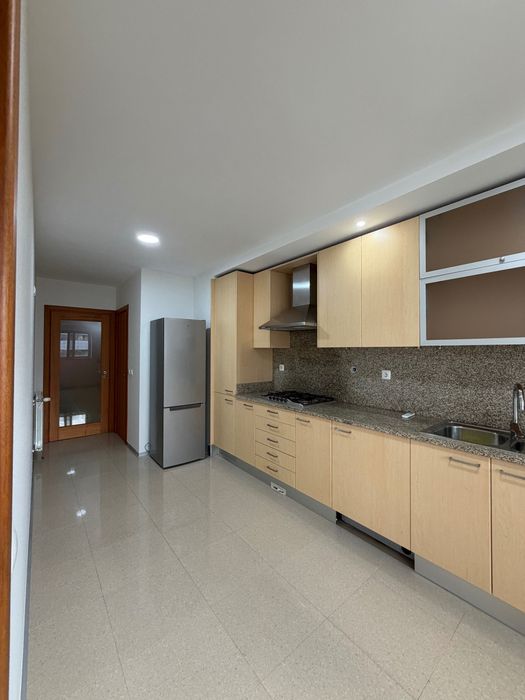 Apartamento T3 remodelado