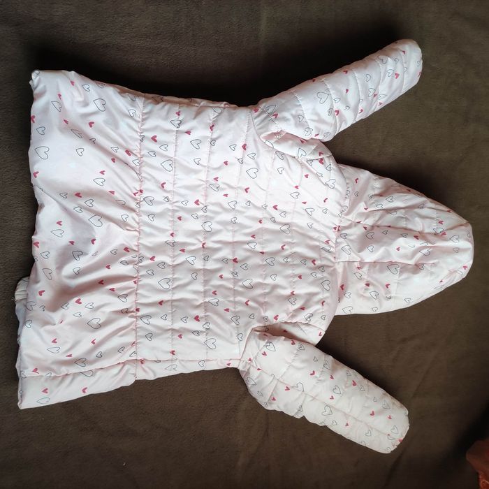 Casaco impermeável (9 anos). Portes incluídos!