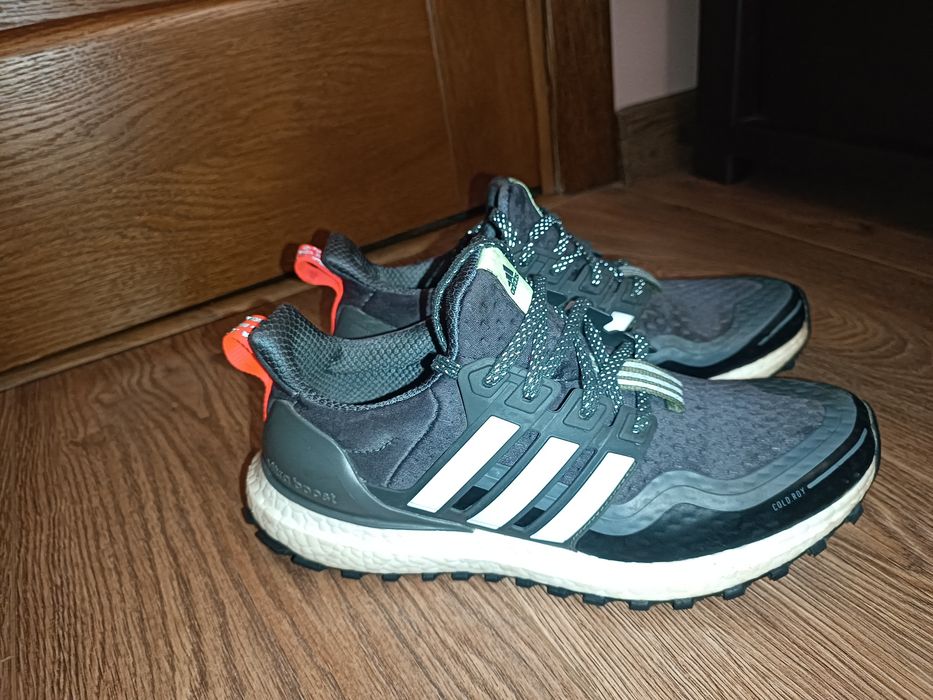 Чоловічі кросівки Adidas Ultraboost Cold.Rdy Dna Shoes Grey G54967