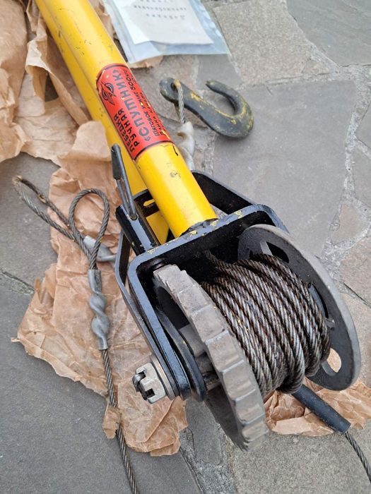 Лебедка ручная Спутник