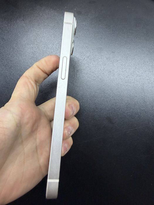 Iphone 14 white заблокований