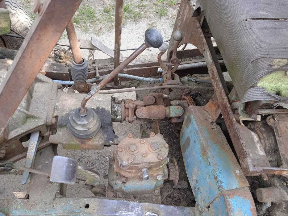 Трактор на базі газ-69