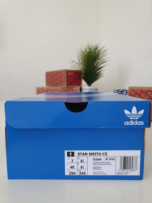 Ténis adidasnovos em caixa