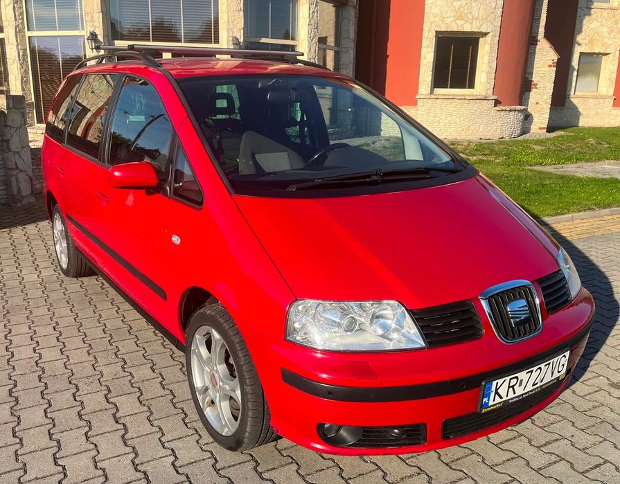 Seat Alhambra II Właściciel. 7 - Osobowy. Siedzenia dla dzieci. Szyby fotochromiczne