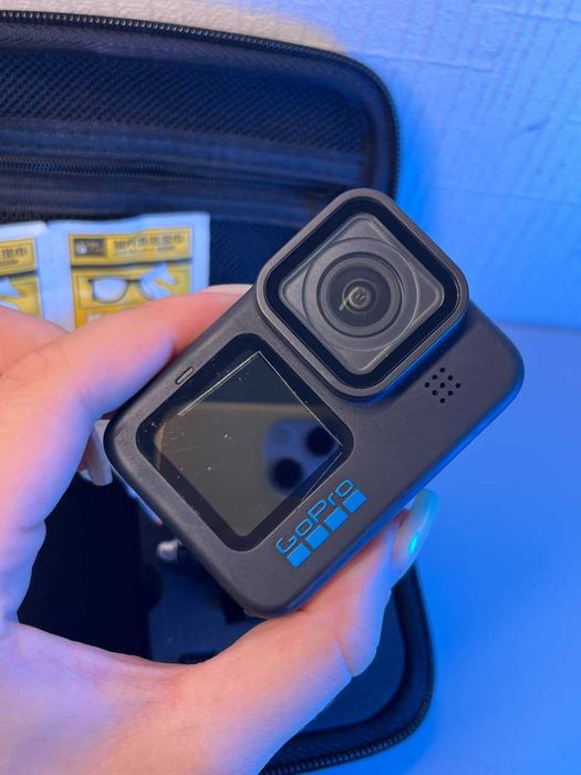 Екшн-камера GoPro Hero 10 з царапинами