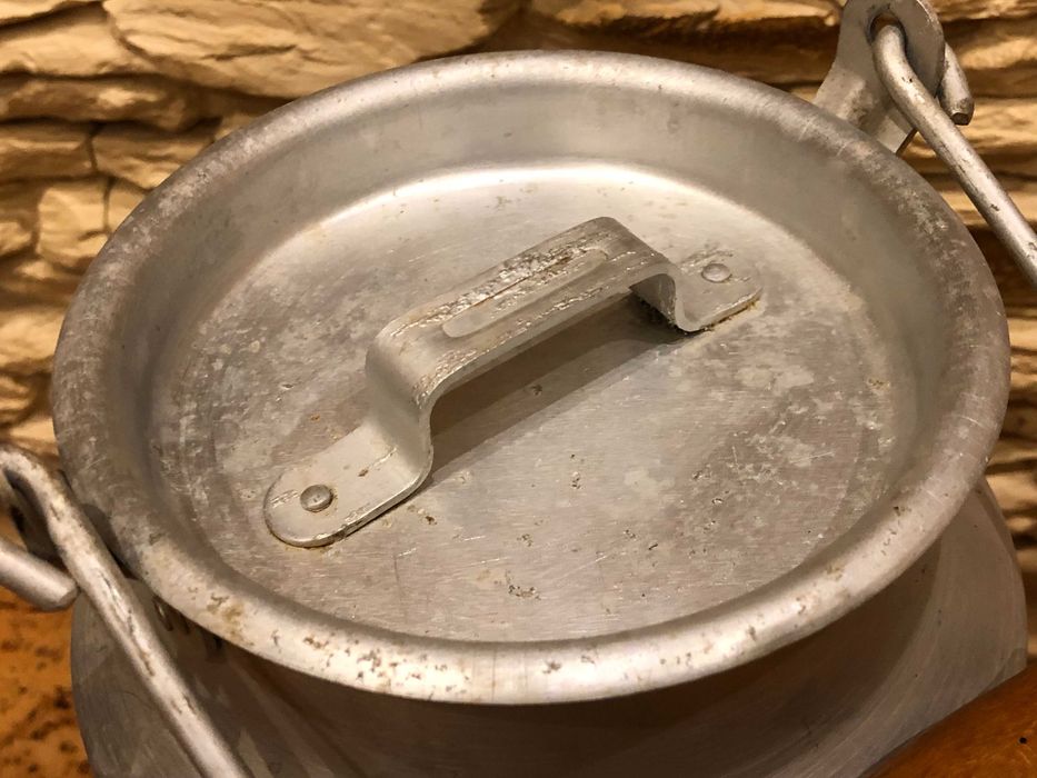 Алюмінієвий бідон 5 л. , М клеймо ссср , стан майже нового...