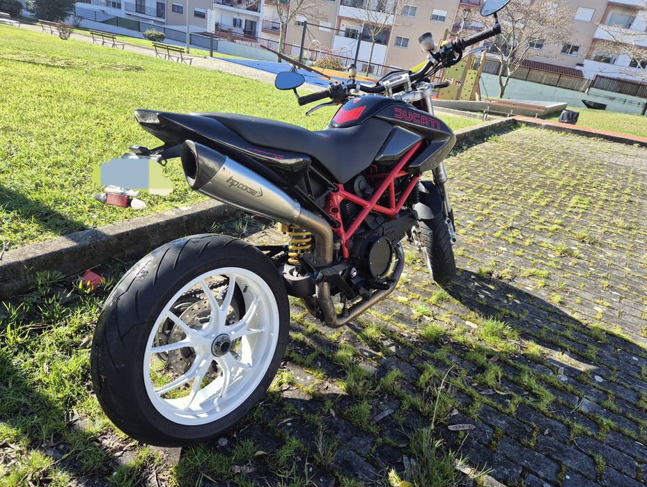 Ducati Hypermotard 1100 S1