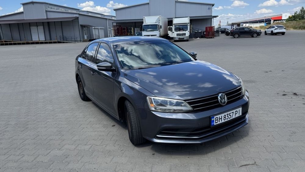 Продаю власний Volkswagen Jetta VI 2015