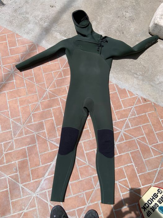 Fato de surf, roupa de borracha