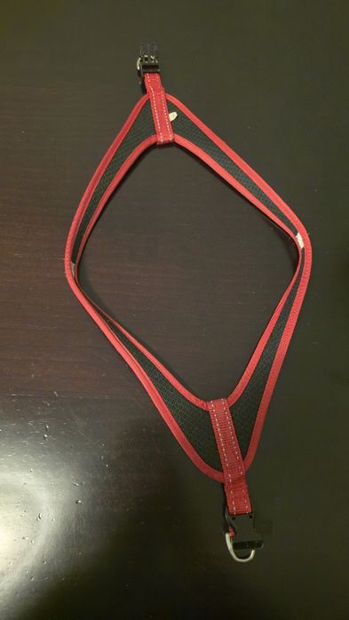 Peitoral Cão Vermelho Rogz - Tamanho M/L