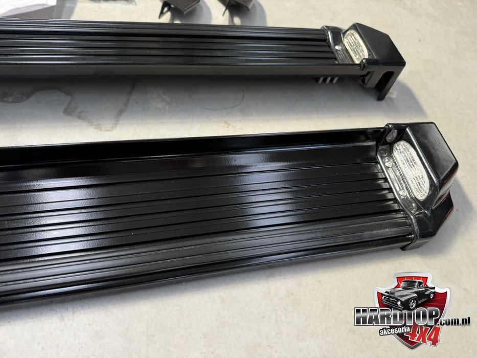 Progi Boczne Stopnie Aluminiowe z LED Ford Ranger 2011+