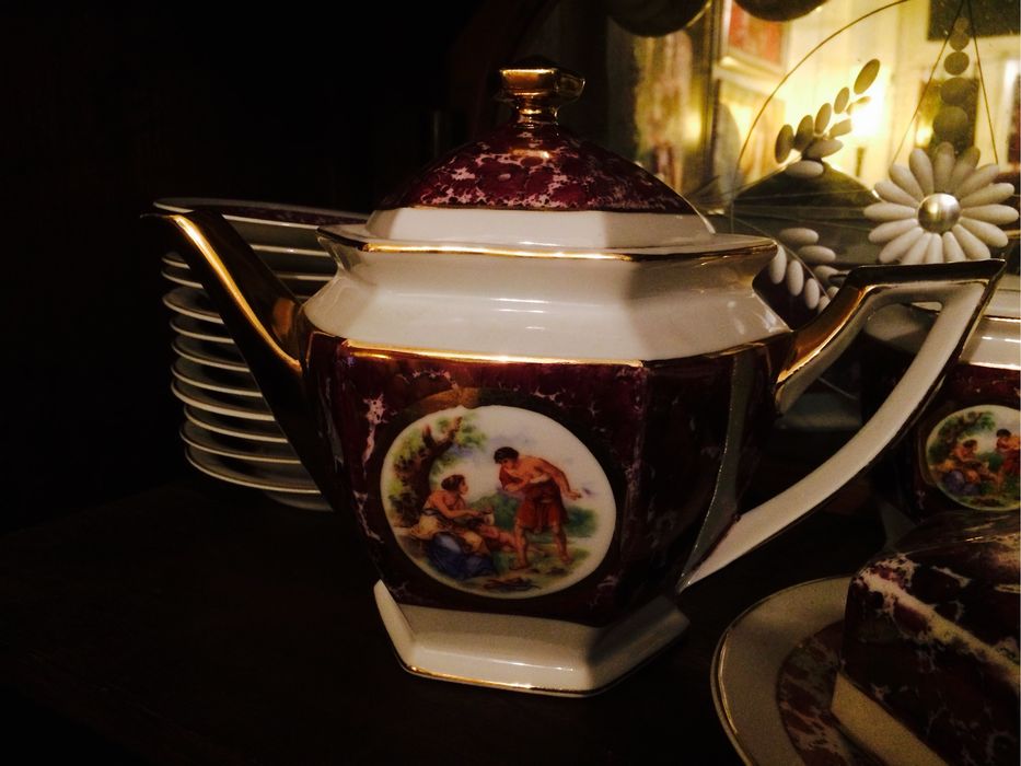 Vista Alegre Antique Tea Set64297546130691124