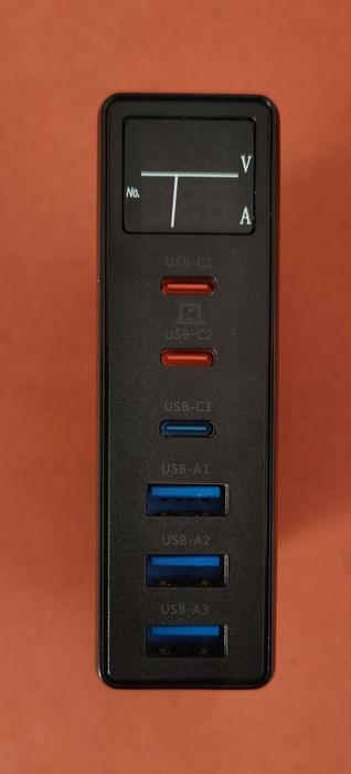 Carregador 160W GaN – 6 Ports (3x USB-C + 3x USB-A) com Display LED