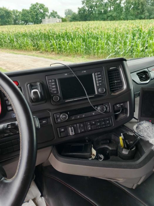 Scania   do zboża z dmuchawą odkurzaczem samozaładowcza