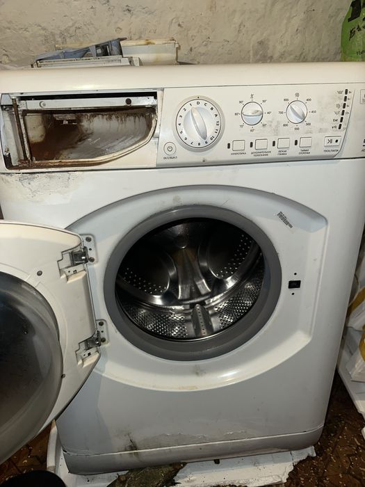 Пральна машина Hotpoint Ariston/ Samsung
