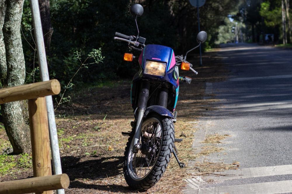 Honda NX250 Azul