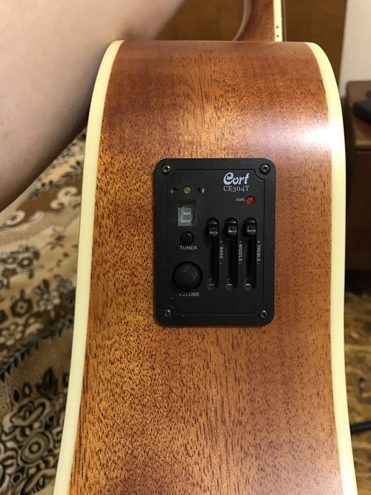 Електроакустична гітара cort ad880cens