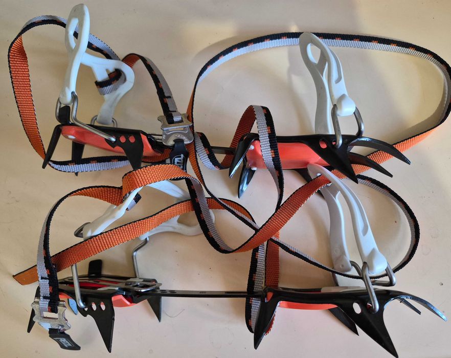 Кішки альпіністські Petzl Irvis FlexLock