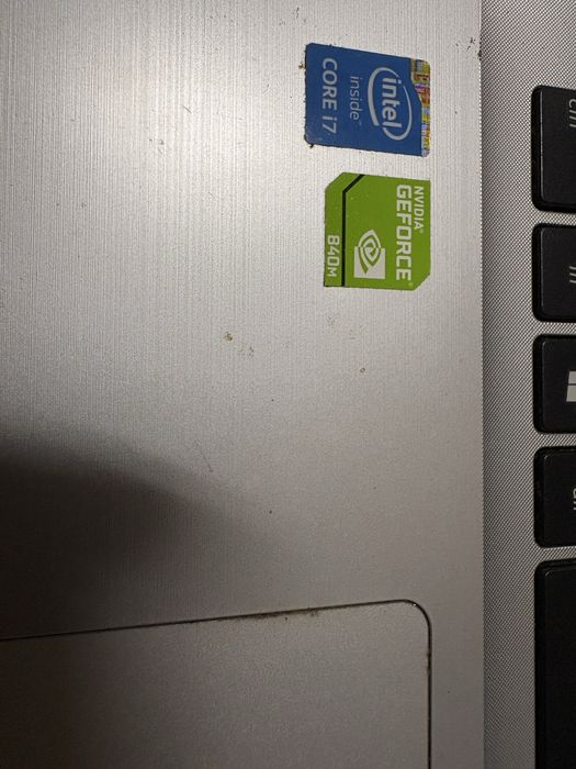 Asus notebook i7 usado