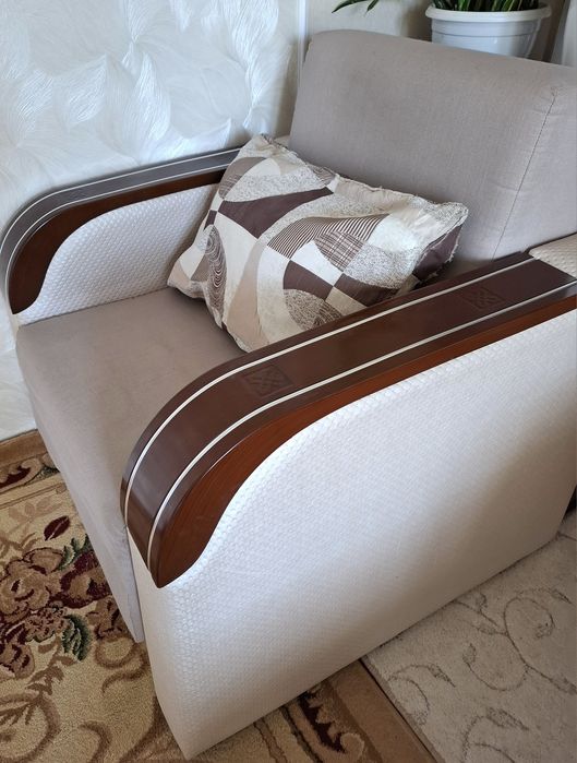 Продам розкладні  крісло