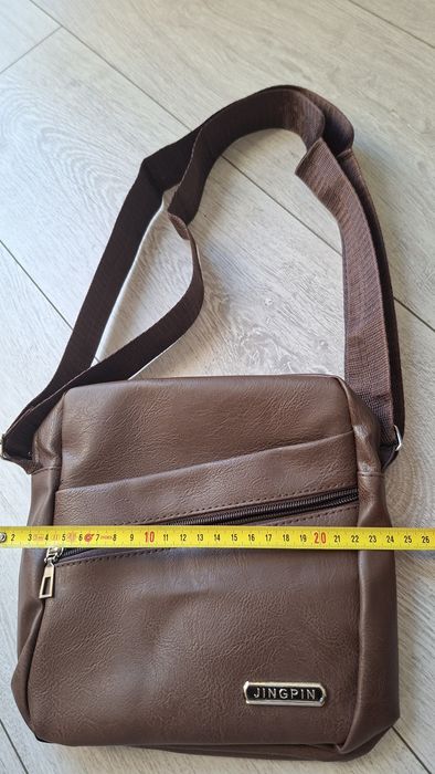 Nowa Torba podręczna na ramię na dokumenty klucze w kolorze brązu .